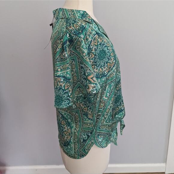 NEW Women's Eclair Green Paisley Silky Button Down Knot Front Blouse Large - Picture 4 of 7